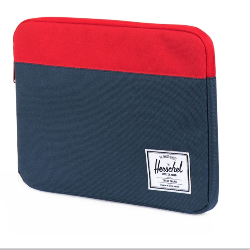 ☆ Brand New Herschel iPad Case ☆